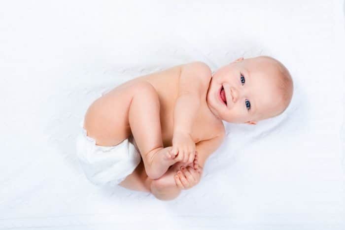 La sonrisa angelical o primera sonrisa del bebé recién nacido