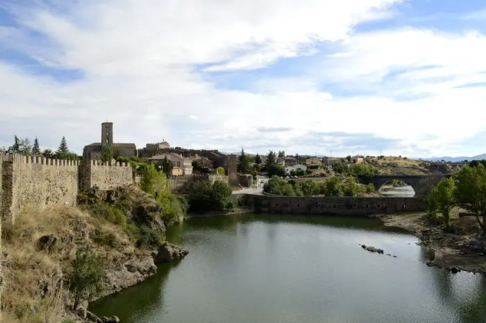 Pueblo medieval Buitrago del Lozoya, en Madrid