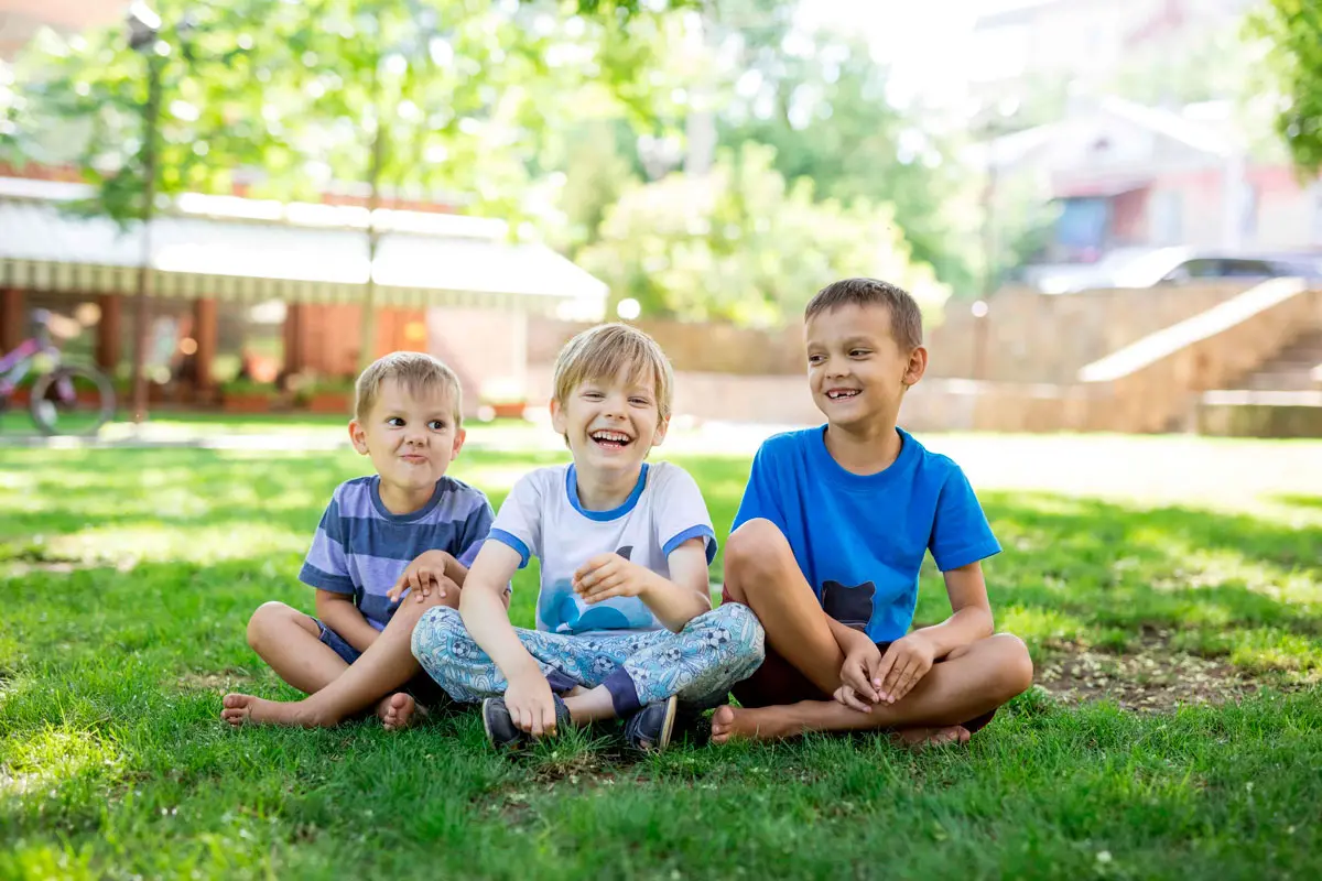 ¿Por qué tu hijo debe crecer junto a sus primos?