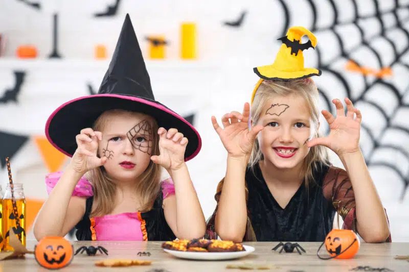 Maquillaje de araña niña para Halloween