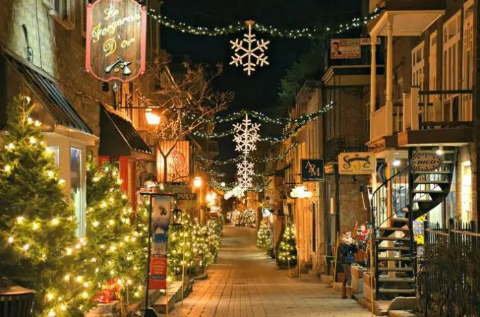 Barrio de Petit-Champlain, en Quebec en Navidad
