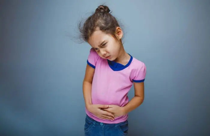 Remedios caseros dolor barriga niños