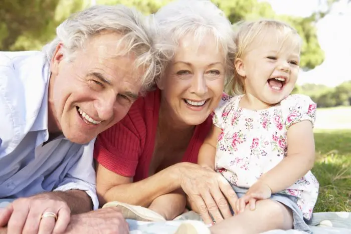 Los abuelos y los nietos