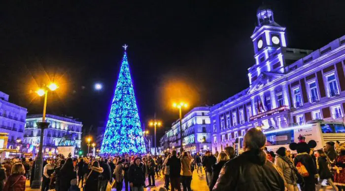 Luces y árbol de Navidad de la Puerta del Sol