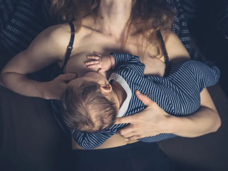 5 cosas que no puedes decir a una madre lactante de un niño