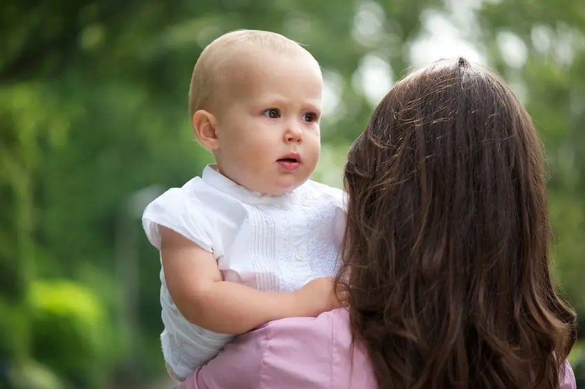 Hipervigilancia, un motivo de estrés maternal