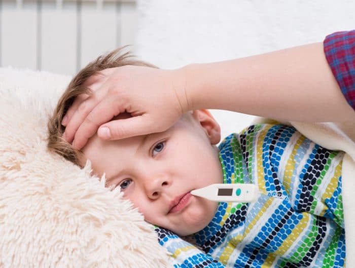 bajar fiebre niños
