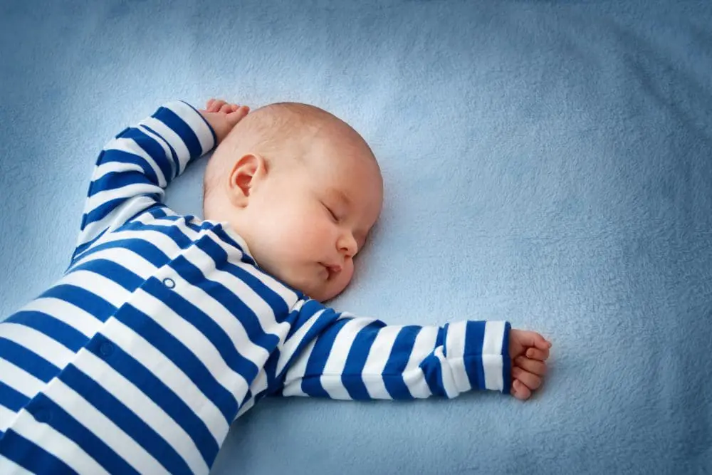 Si tu bebé se despierta durante la noche, no estás haciendo nada mal… ¡es normal!