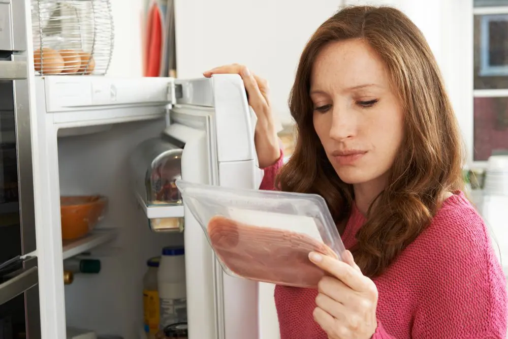 Intoxicación infantil: ¿Cuánto duran los alimentos en la nevera?