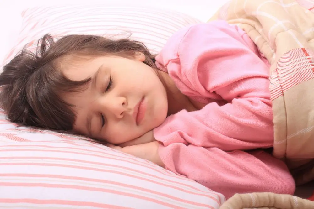 ¿Cómo lograr que el niño se duerma en un minuto? La técnica 4-7-8