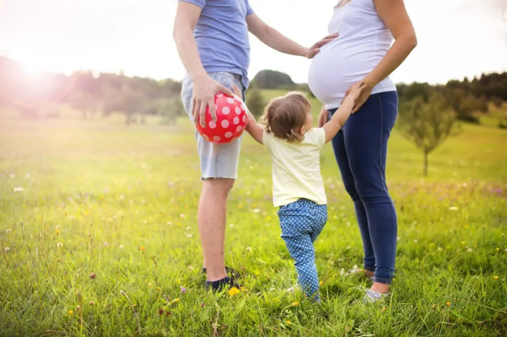 Preparar a un hijo para la llegada de un hermano