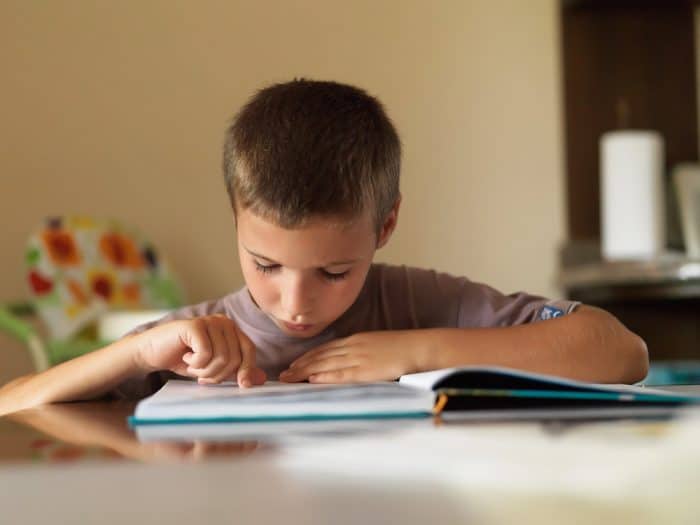 enseñar niños leer más rápido