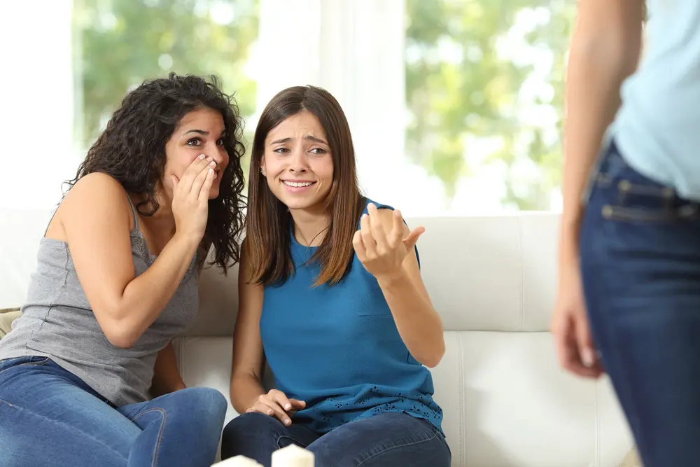 Bullying entre madres, cuando las madres critican tu maternidad