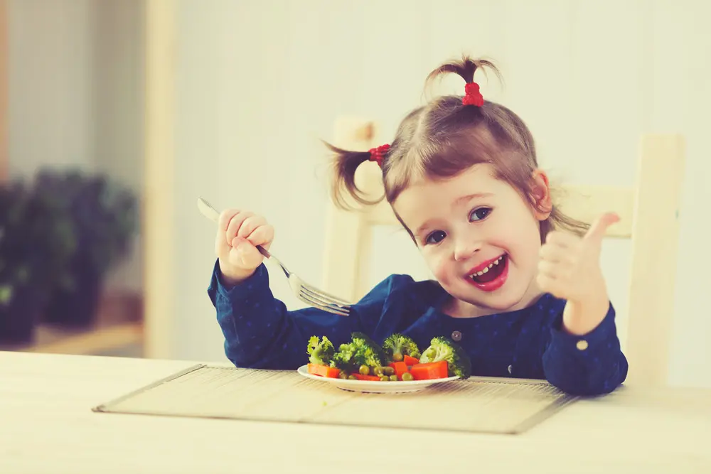 ¿Cómo incluir las frutas y verduras en la dieta infantil? La clave está en el color