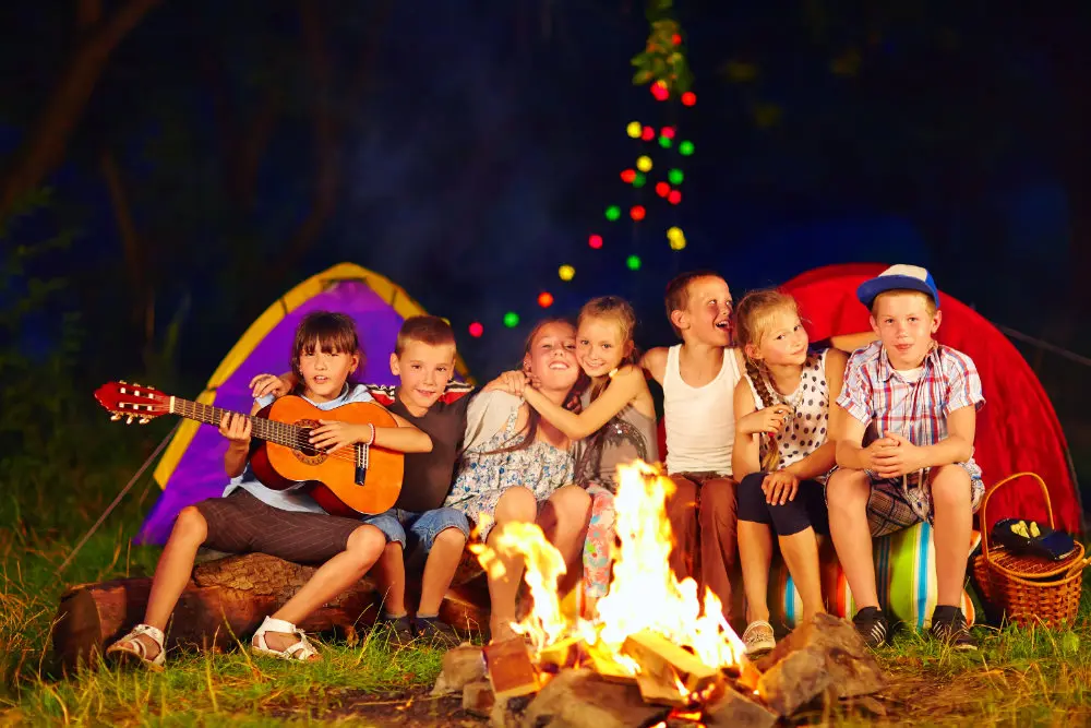 ¿Pensando en escoger un campamento de verano?