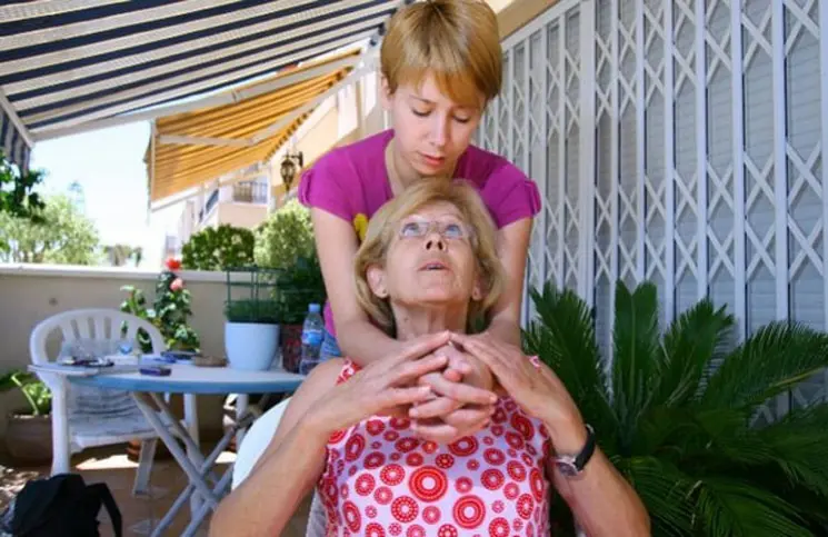 madre mata violador hija
