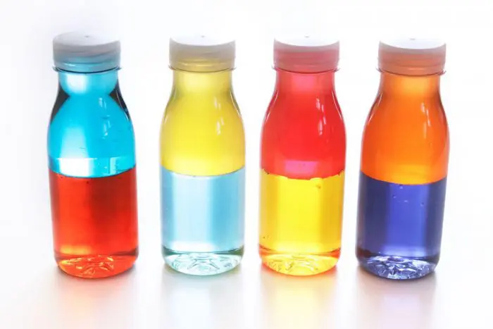 Botellas sensoriales liquida colores
