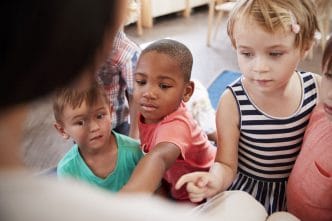 Método Montessori enseñar niños leer escribir