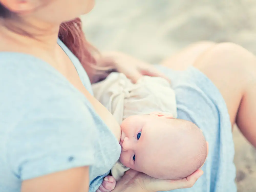 ¿Cuánta leche necesita consumir tu bebé según su edad?