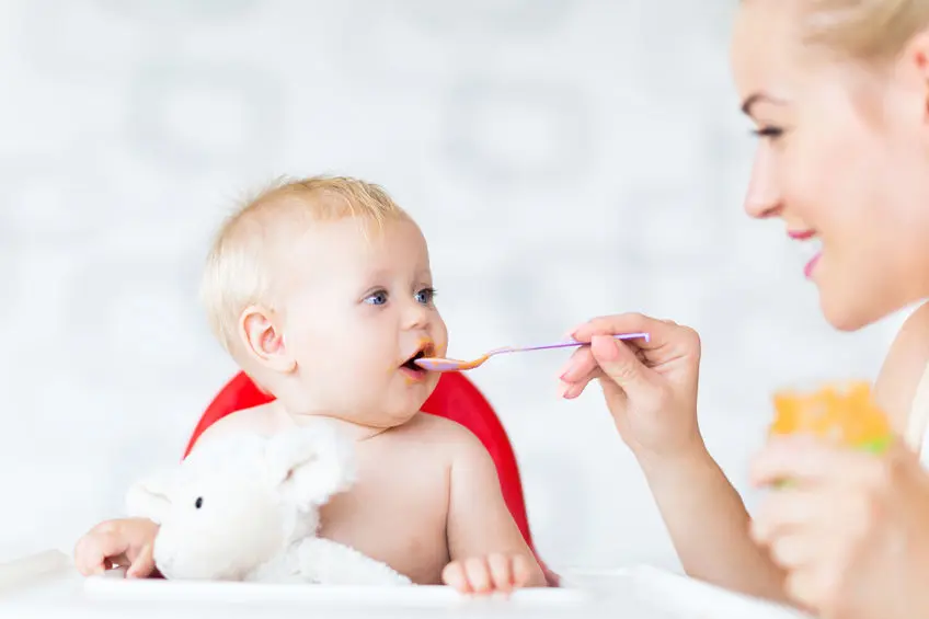 Plan para introducir nuevos alimentos en la dieta del bebé