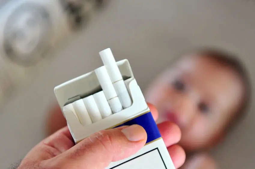 Los niños llegan a fumar hasta 150 cigarrillos al año en los hogares con humo