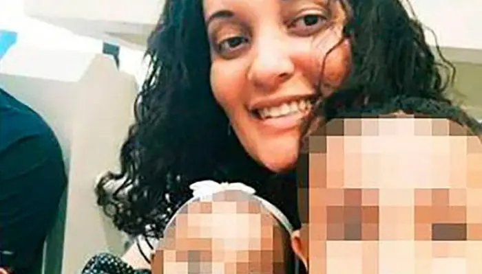 Entierran a su nuera para quedarse con sus nietos