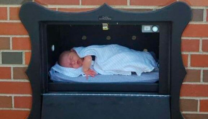 Baby boxes”: una forma de abandonar a los bebés no deseados - Etapa Infantil