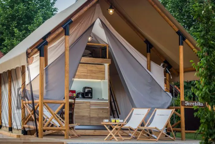 Camping Vale Paraíso Natur Park, en Nazaré, Portugal