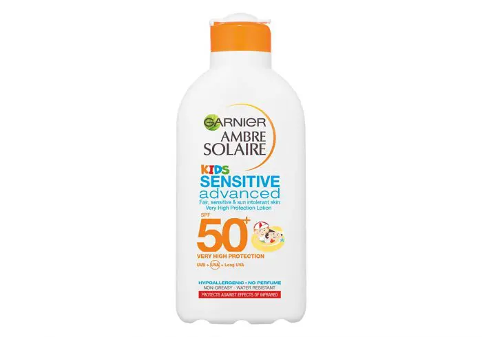 Crema solar Garnier Ambre Solaire Niños Sensitive Advanced SPF 50+