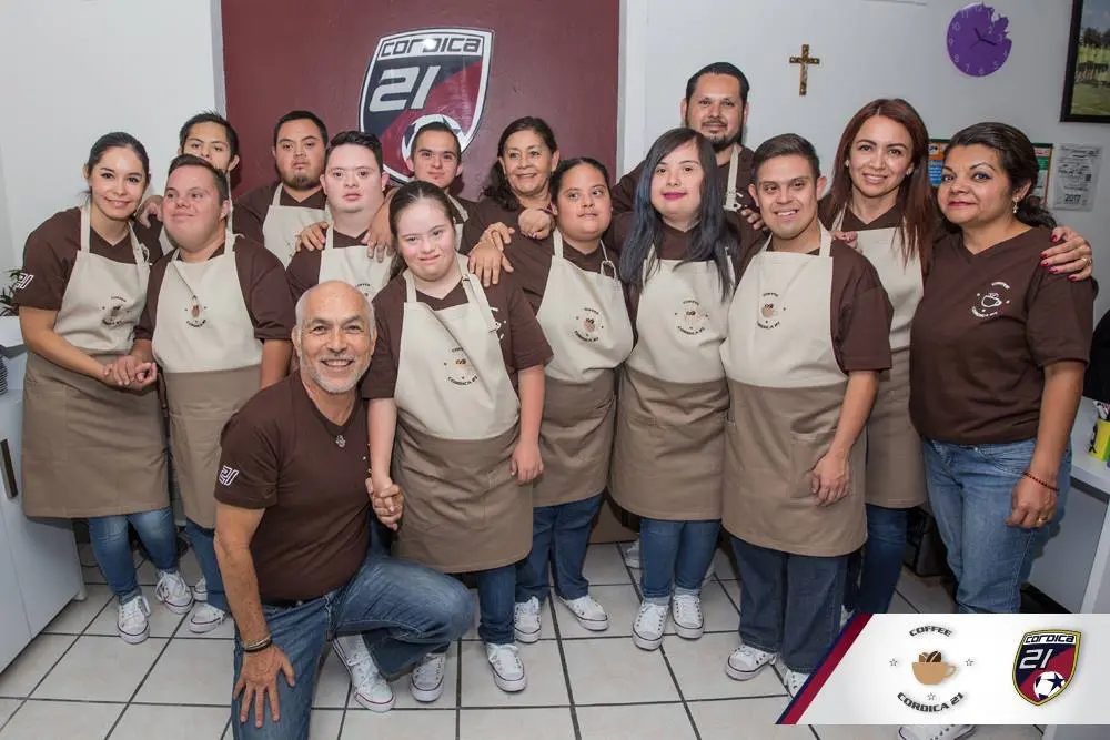 Primera cafetería atendida por jóvenes con Síndrome de Down