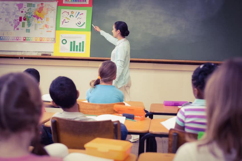 Padres niños Necesidades Educativas Especiales aulas