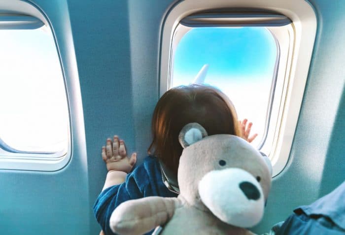 japan airlines bebé a bordo