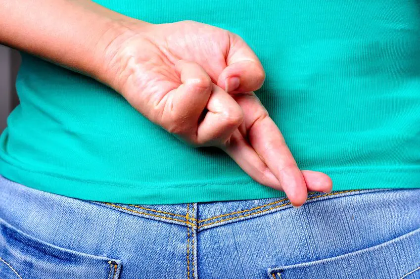 Si les mientes de niños, les afectará de adultos