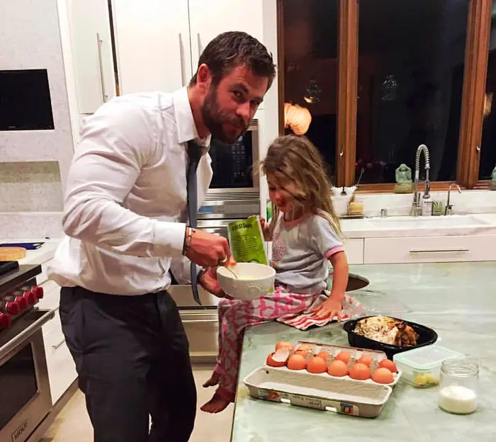 Chris Hemsworth y su hija India Rose