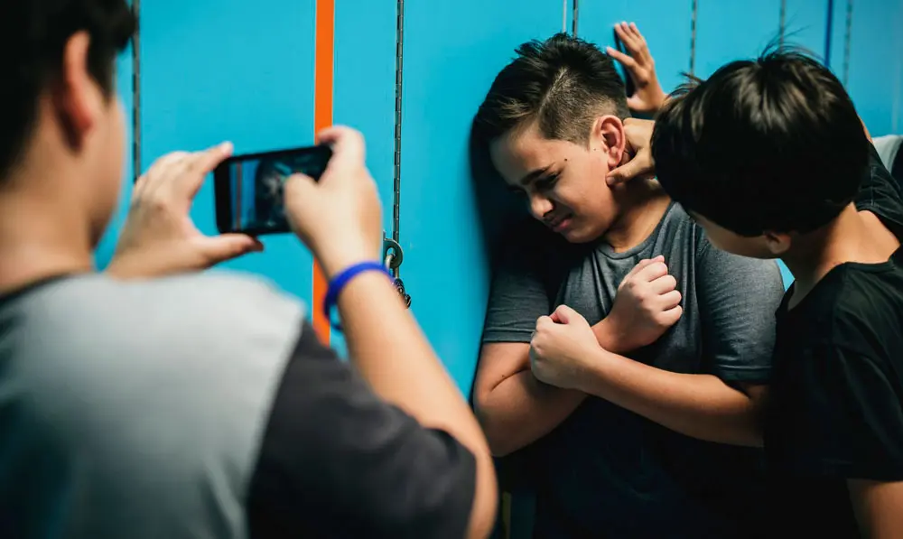 Happy slapping: ¿Qué es y cómo afrontarlo?