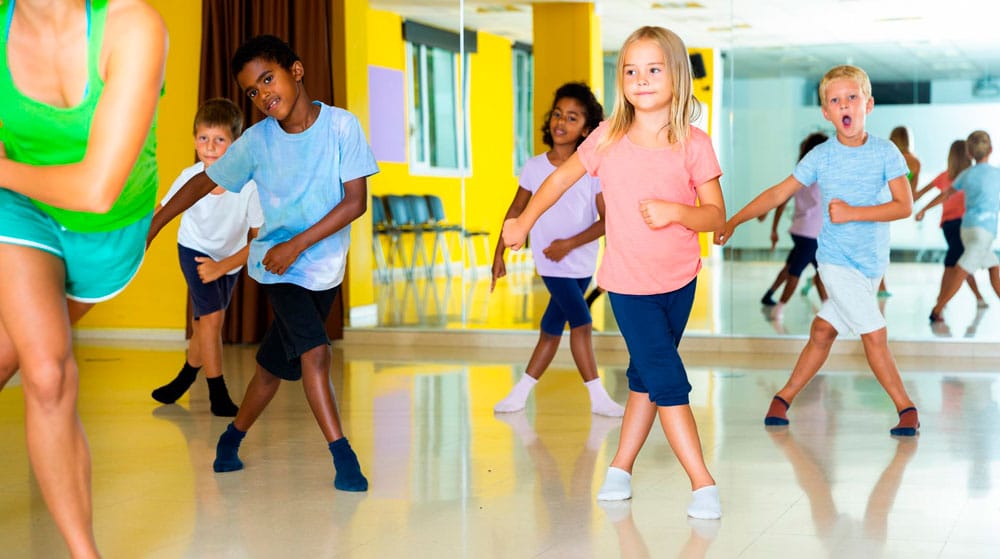 Color de malva entre Genuino Zumba infantil: 7 clases de zumba para niños - Etapa Infantil