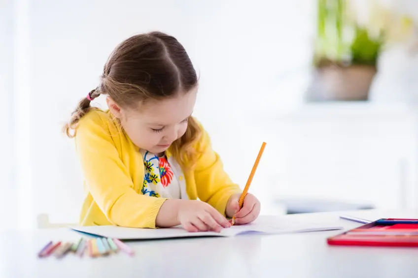 Dibujos de unir puntos para imprimir y jugar con los niños