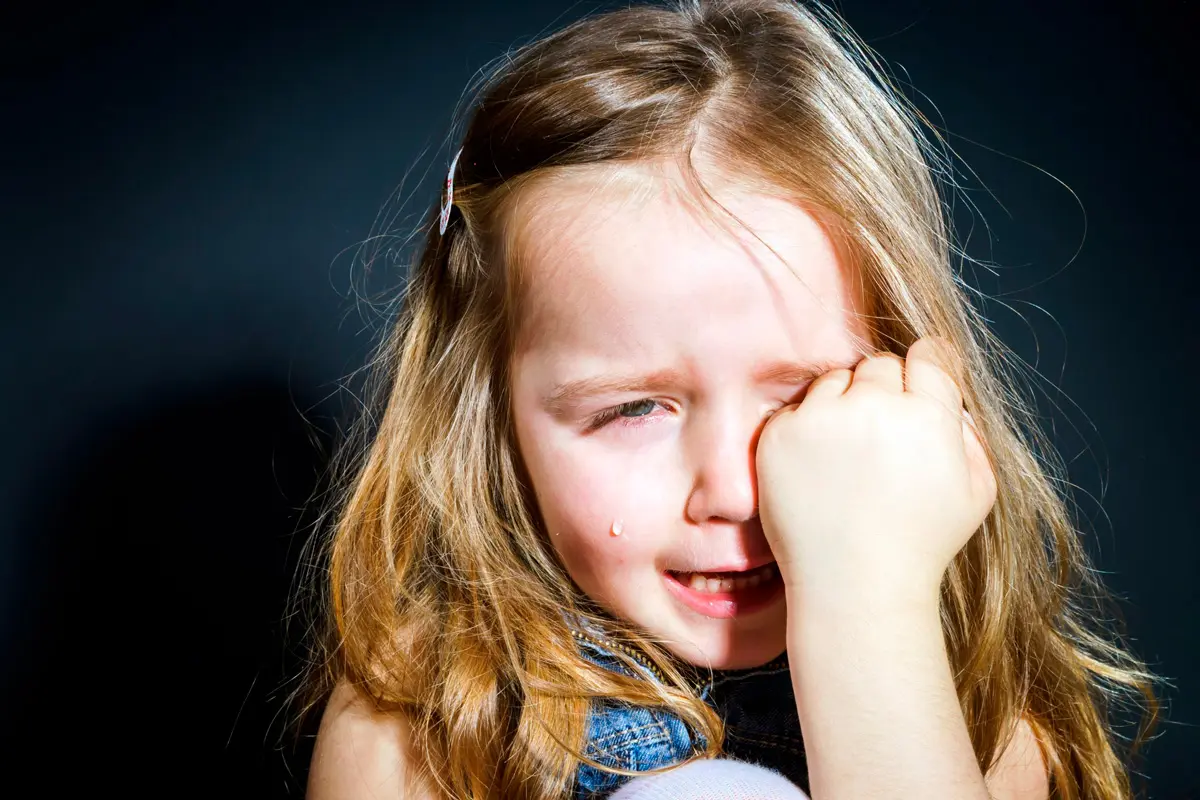 10 frases para decir a tu hijo en lugar de NO LLORES