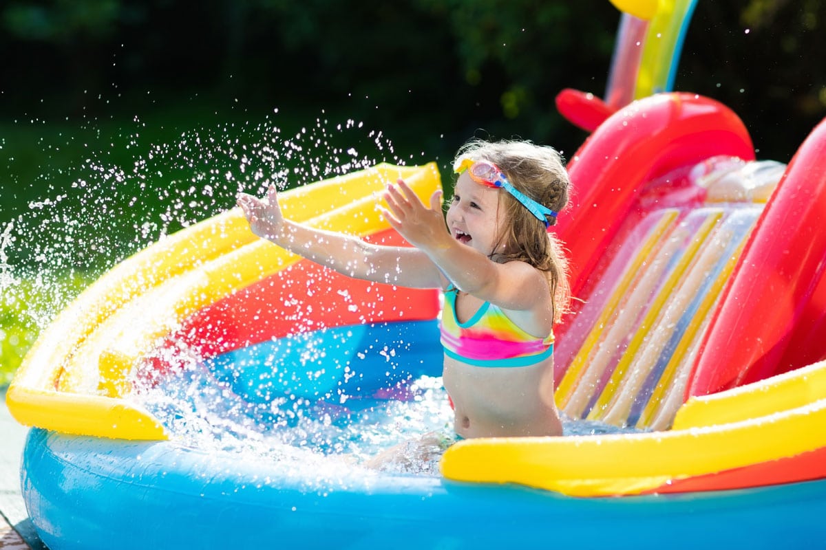 Las mejores piscinas hinchables: para niños o adultos, de todos los  tamaños, con burbujas, divertidos diseños y desde 4 euros