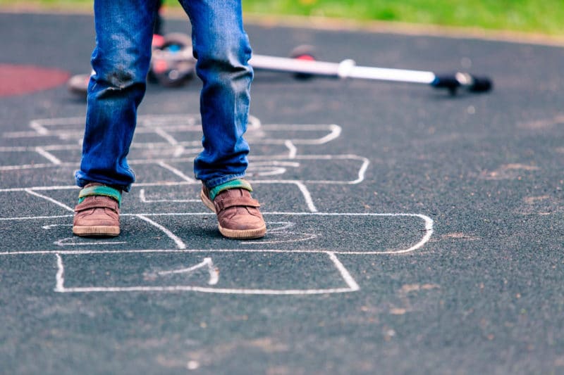 Juegos tradicionales al aire libre para niños - Etapa Infantil