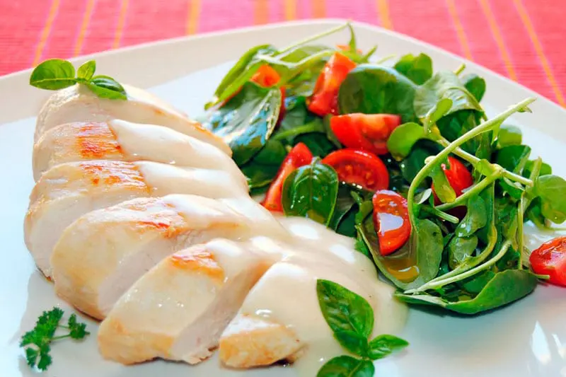 Receta Filetes de pollo en salsa blanca