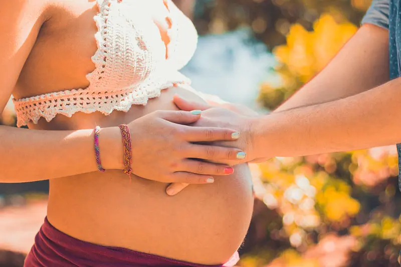 forma barriga embarazada niño o niña