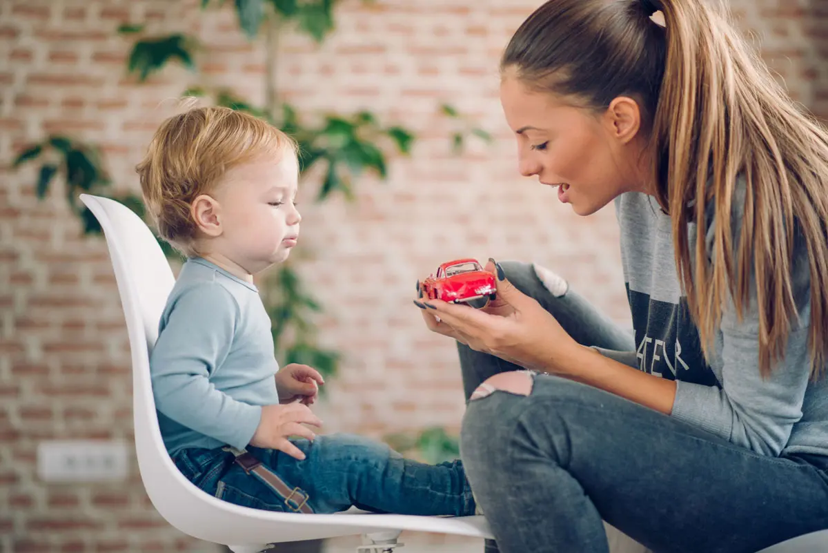 Escucha y comprende a tu hijo para que respete tus órdenes