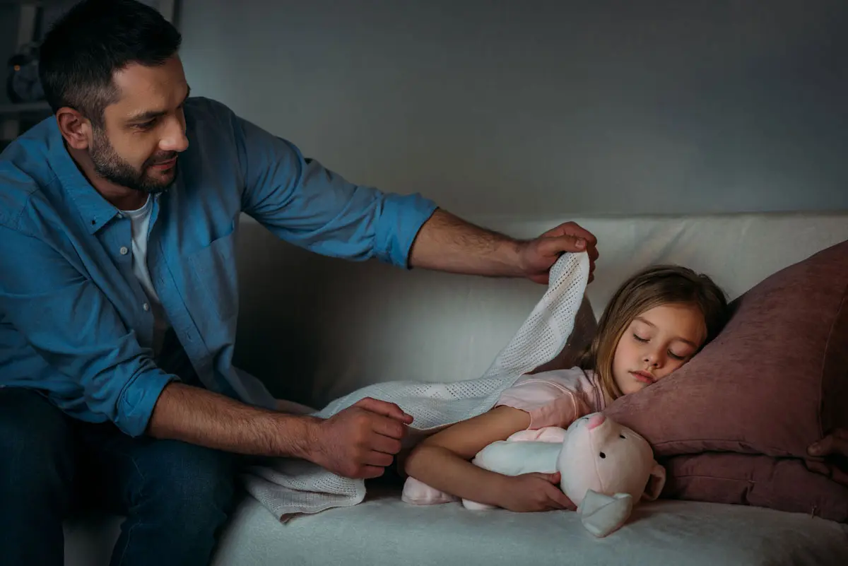 Por su bien, tus hijos deben ir a dormir temprano