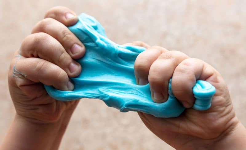 salida batería brecha Cómo hacer un slime casero con niños - Etapa Infantil