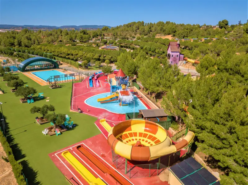 Camping Capfun Montblanc Park, en Montblanc, Tarragona