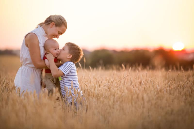 postre Astrolabio caldera Si eres madre, haces estas cosas por tus hijos en secreto - Etapa Infantil