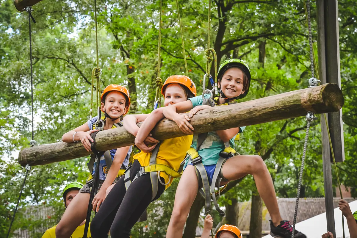 7 beneficios de los campamentos de verano para los niños