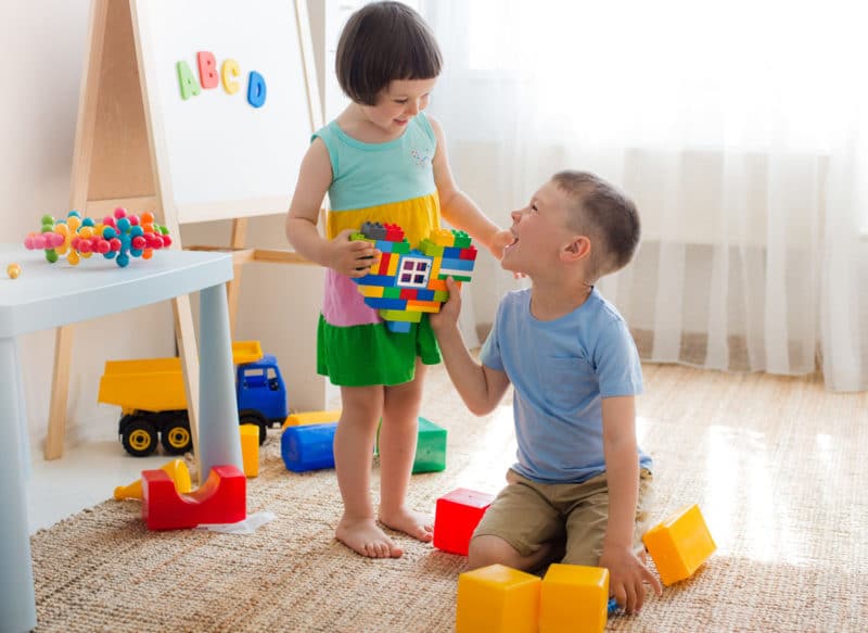 No obligues a tus hijos a compartir si no quieren hacerlo - Etapa Infantil No obligues a tus hijos a compartir si no quieren hacerlo - Etapa Infantil