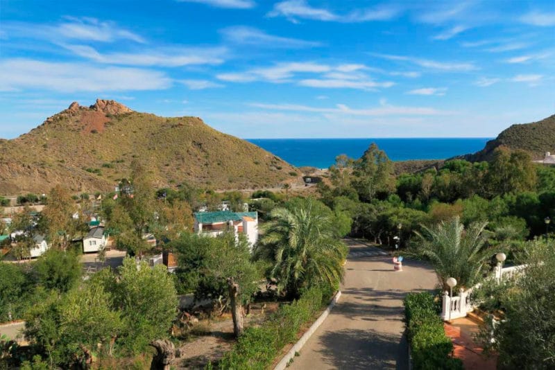 Camping Cueva Negra - Centro Vacacional Macenas, en Mojácar, Almería